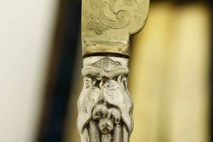 Servizio di posate da dolce in metallo argentato e dorato. Manifattura del XX secolo  - Asta Argenti e Icone - Associazione Nazionale - Case d'Asta italiane