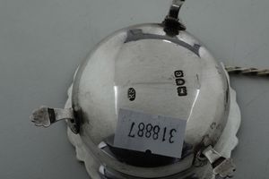 Due coppie di salierine con cucchiaini. Londra 1898 argentiere Robert Stebbings e Birmingham 1897 argentiere W. M. Hayes  - Asta Argenti e Icone - Associazione Nazionale - Case d'Asta italiane