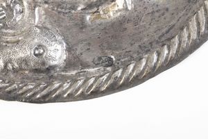 Coppia di targhe, marchi ad imitazione dell'argenteria russa del XIX-XX secolo  - Asta Argenti e Icone - Associazione Nazionale - Case d'Asta italiane