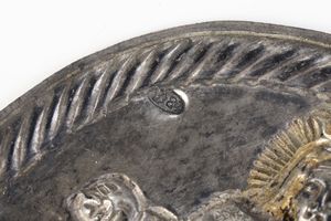 Coppia di targhe, marchi ad imitazione dell'argenteria russa del XIX-XX secolo  - Asta Argenti e Icone - Associazione Nazionale - Case d'Asta italiane