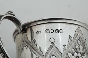 Mug. Londra 1869, argentiere William Evans  - Asta Argenti e Icone - Associazione Nazionale - Case d'Asta italiane