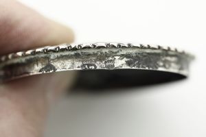 Tre scatole una fibbia ed una ciotola. Differenti manifatture europee ed orientali del XIX-XX secolo  - Asta Argenti e Icone - Associazione Nazionale - Case d'Asta italiane