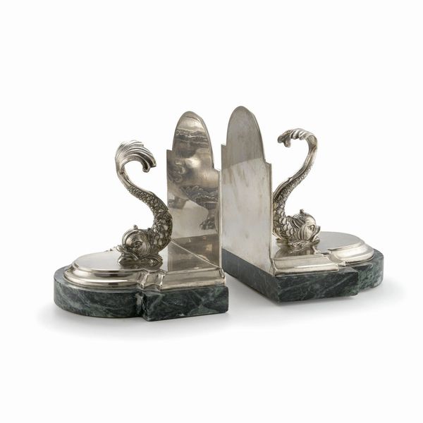 COPPIA DI FERMA LIBRI, MILANO, SECOLO XX, ARGENTIERE CARLO VALLÈ  - Asta Argenti italiani ed europei - Associazione Nazionale - Case d'Asta italiane