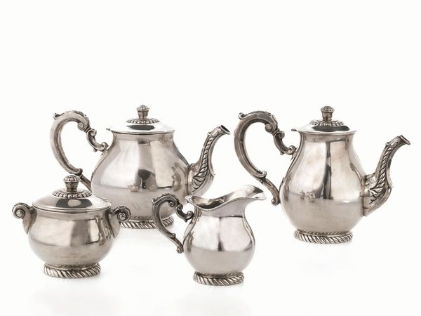 SERVITO DA TÈ, SECOLO XX  - Asta Argenti italiani ed europei - Associazione Nazionale - Case d'Asta italiane