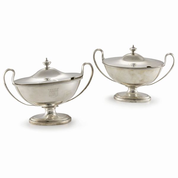 COPPIA DI SALSIERE, LONDRA, 1796, ARGENTIERI JOHN WAKELIN & ROBERT GARRARD  - Asta Argenti italiani ed europei - Associazione Nazionale - Case d'Asta italiane