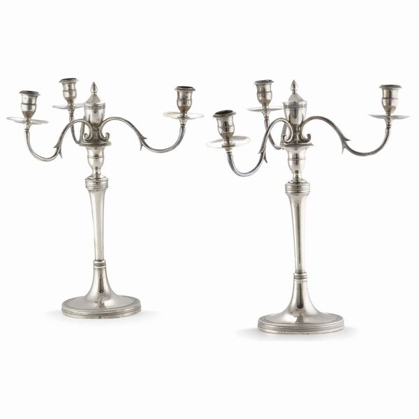 COPPIA DI CANDELABRI, NAPOLI, SECOLO XIX  - Asta Argenti italiani ed europei - Associazione Nazionale - Case d'Asta italiane