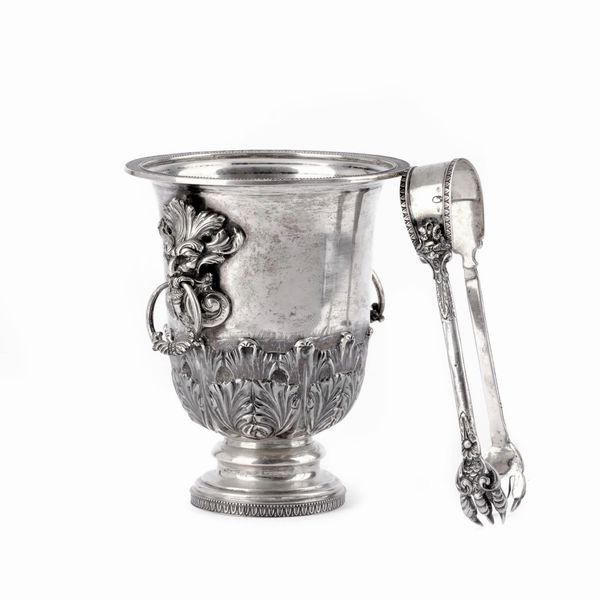 CESTELLO PORTA GHIACCIO CON PINZA, FIRENZE, SECOLO XX  - Asta Argenti italiani ed europei - Associazione Nazionale - Case d'Asta italiane