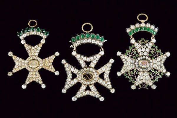 Lotto di tre croci massoniche della loggia trentatr�  - Asta Rare Armi Antiche e Militaria da Tutto il Mondo - Associazione Nazionale - Case d'Asta italiane