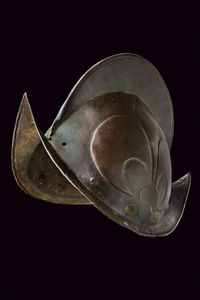 Morione bianconero  - Asta Rare Armi Antiche e Militaria da Tutto il Mondo - Associazione Nazionale - Case d'Asta italiane