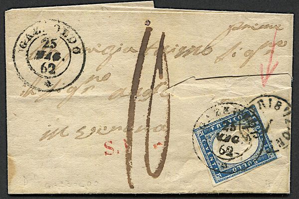 1862 - Sardegna - Lettera da Gazoldo (Mantova) per Verona del 25 maggio affrancata con 20 cents. di Sardegna. Al verso, bollo di transito di Bozzolo del giorno stesso e di arrivo del 27 maggio. La lettera, che doveva essere affrancata con 25 cents., fu tassata integralmente per 10 soldi. Bollo �Distribuzione I� sul francobollo.  - Asta Filatelia e Storia Postale - Associazione Nazionale - Case d'Asta italiane