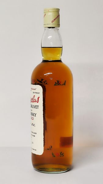 Glenfarclas-Glenlivet 21 Years Old, All Malt Unblended Scotch Whisky  - Asta Wine and Spirit for Christmas - Associazione Nazionale - Case d'Asta italiane