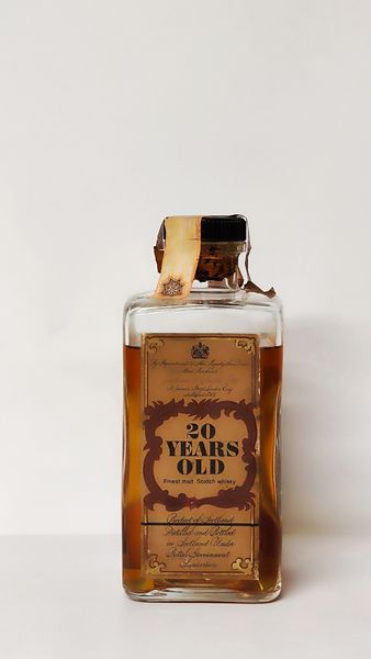 Justerini & Brooks 20 Years Old, Malt Scotch Whisky  - Asta Wine and Spirit for Christmas - Associazione Nazionale - Case d'Asta italiane