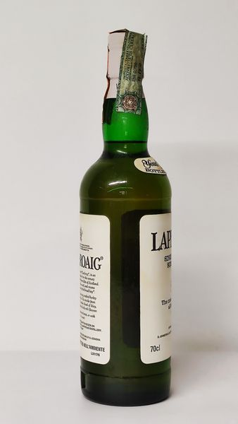 Laphroaig 10Years Old, Single Isaly Malt Scotch Whisky  - Asta Wine and Spirit for Christmas - Associazione Nazionale - Case d'Asta italiane