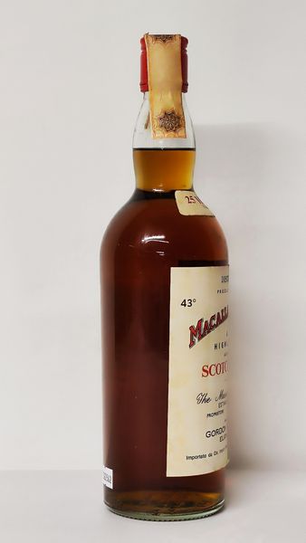 Macallan-Glenlivet 25 Years Old 1949, Pure Highland Malt Scotch Whisky  - Asta Wine and Spirit for Christmas - Associazione Nazionale - Case d'Asta italiane