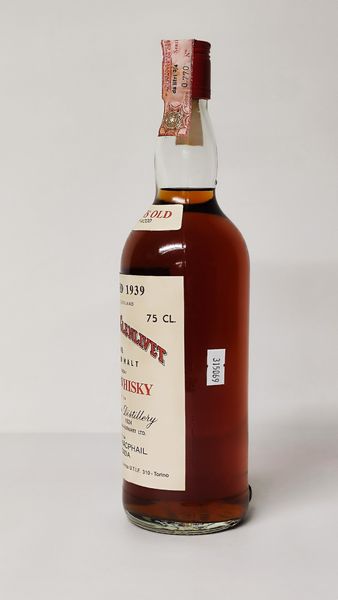 Macallan-Glenlivet 37 Years Old 1939, Pure Highland Malt Scotch Whisky  - Asta Wine and Spirit for Christmas - Associazione Nazionale - Case d'Asta italiane