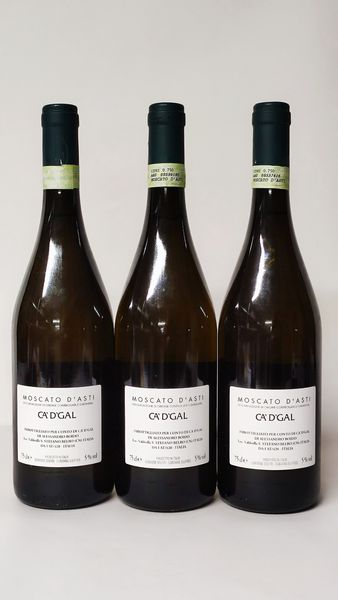 C D'Gal Vite Vecchia, Moscato D'Asti 2010  - Asta Wine and Spirit for Christmas - Associazione Nazionale - Case d'Asta italiane