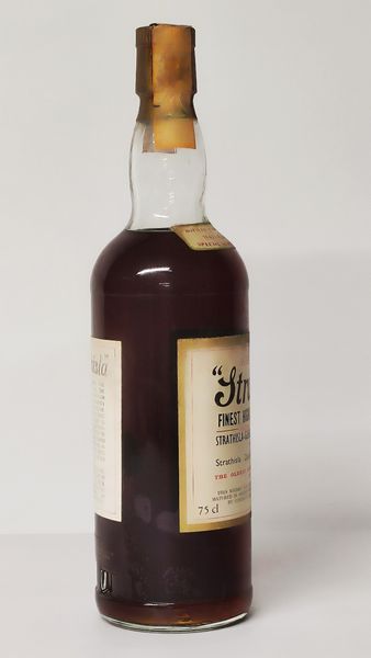Strathisla 16 Years Old 1970, Finest Highland Malt Whisky  - Asta Wine and Spirit for Christmas - Associazione Nazionale - Case d'Asta italiane