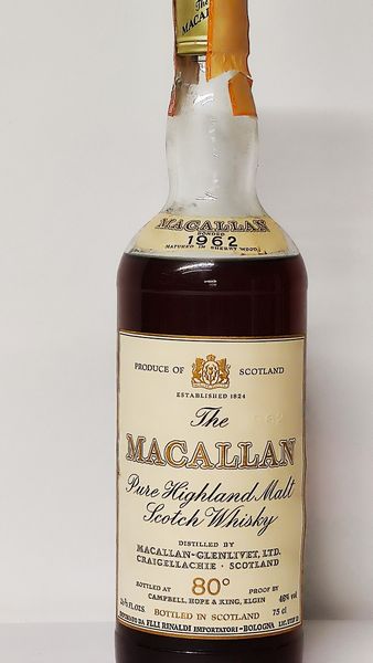 The Macallan 1962, Pure Highland Malt Scotch Whisky  - Asta Wine and Spirit for Christmas - Associazione Nazionale - Case d'Asta italiane