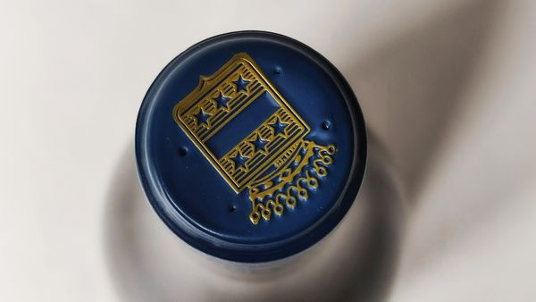 Domaine de Comte, Vosne  Romanee Grand Cru 2010  - Asta Wine and Spirit for Christmas - Associazione Nazionale - Case d'Asta italiane