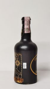 Highland Park 40 Years Old, Scotch Malt Whisky  - Asta Wine and Spirit for Christmas - Associazione Nazionale - Case d'Asta italiane