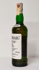 Laphroaig 10 Years Old, Single Islay Malt Scotch Whisky  - Asta Wine and Spirit for Christmas - Associazione Nazionale - Case d'Asta italiane