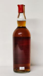 Macallan-Glenlivet 25 Years Old 1949, Pure Highland Malt Scotch Whisky  - Asta Wine and Spirit for Christmas - Associazione Nazionale - Case d'Asta italiane