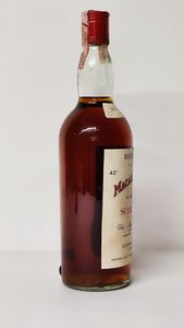 Macallan-Glenlivet 34 Years Old 1937, Pure Highland Malt Scotch Whisky  - Asta Wine and Spirit for Christmas - Associazione Nazionale - Case d'Asta italiane