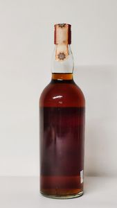 Macallan-Glenlivet 34 Years Old 1937, Pure Highland Malt Scotch Whisky  - Asta Wine and Spirit for Christmas - Associazione Nazionale - Case d'Asta italiane