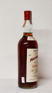 Macallan-Glenlivet 34 Years Old 1937, Pure Highland Malt Scotch Whisky  - Asta Wine and Spirit for Christmas - Associazione Nazionale - Case d'Asta italiane