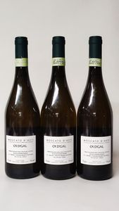 C D'Gal Vite Vecchia, Moscato D'Asti 2010  - Asta Wine and Spirit for Christmas - Associazione Nazionale - Case d'Asta italiane