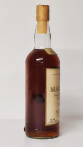 The Macallan 8 Years Old, Single Highland Malt Scotch Whisky  - Asta Wine and Spirit for Christmas - Associazione Nazionale - Case d'Asta italiane
