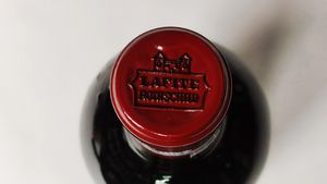 Chateau Lafite Rothschild, Pauillac 2009  - Asta Wine and Spirit for Christmas - Associazione Nazionale - Case d'Asta italiane