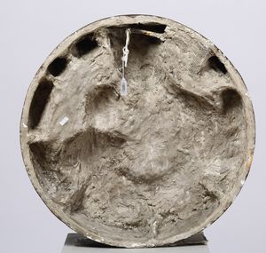 Benedetto da Maiano : Firenze, seconda met del XV secolo Importante rilievo raffigurante Madonna con Bambino e cherubini  - Asta Scultura e Oggetti d'Arte - Associazione Nazionale - Case d'Asta italiane