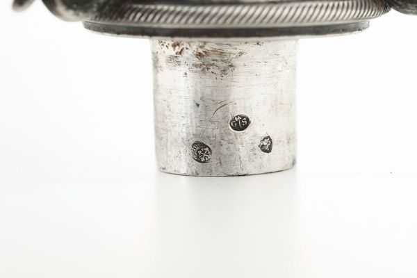 Coppia di candelabri. Vercelli XIX secolo, argentiere Giuseppe Sambonetti  - Asta Argenti da Collezione | XX secolo - Associazione Nazionale - Case d'Asta italiane