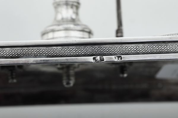 Oliera neoclassica. Napoli 1825-1932, assaggiatore Paolo di Blasio, marchio dell'argentiere consunto di difficile lettura  - Asta Argenti da Collezione | XX secolo - Associazione Nazionale - Case d'Asta italiane