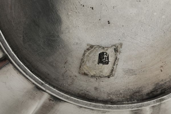 Importante kettle. Londra 1731, argentiere E. Buteux  - Asta Argenti da Collezione | XX secolo - Associazione Nazionale - Case d'Asta italiane