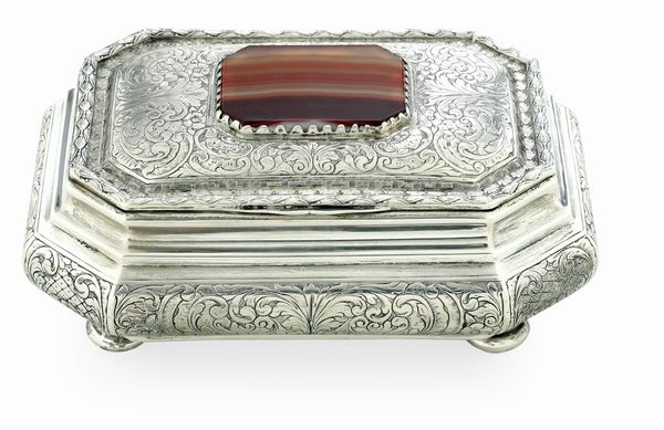 Portagioie. Argenteria artistica italiana del XX secolo.  - Asta Argenti da Collezione | XX secolo - Associazione Nazionale - Case d'Asta italiane