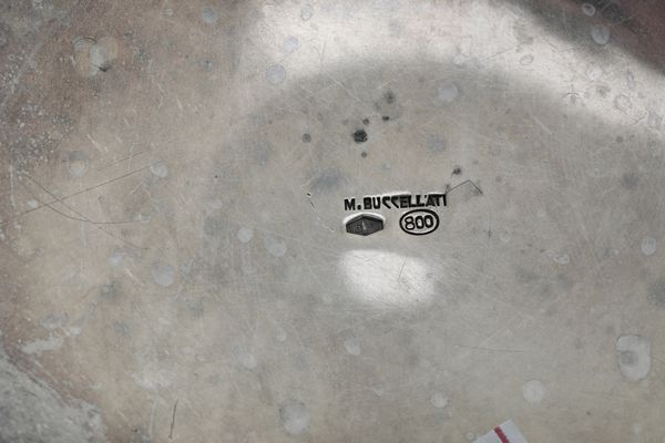 Coppia di doppieri. Maison Mario Buccellati, marchio con fascio littorio in uso adal 1935 al 1945  - Asta Argenti da Collezione | XX secolo - Associazione Nazionale - Case d'Asta italiane