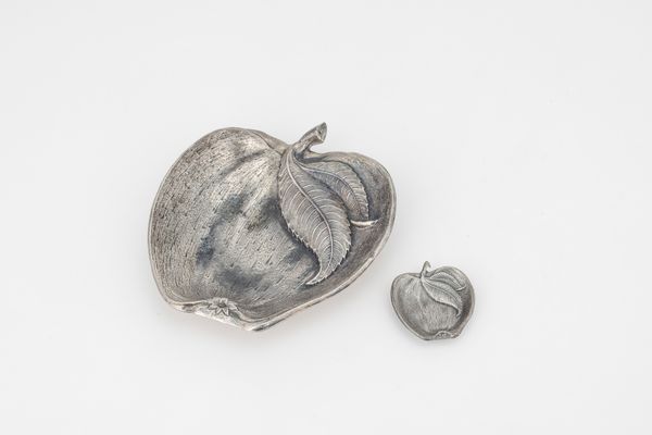 Piatto da pane e segnaposto. Maison Gianmaria Buccellati, argentiere Clementi Bologna, Italia XX-XXI secolo  - Asta Argenti da Collezione | XX secolo - Associazione Nazionale - Case d'Asta italiane