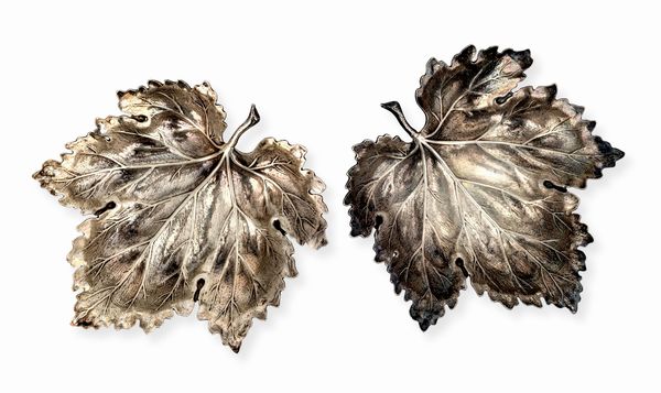 Coppia di foglie. Maison Gianmaria Buccellati, argentiere Clementi Bologna, Italia XX-XXI secolo  - Asta Argenti da Collezione | XX secolo - Associazione Nazionale - Case d'Asta italiane