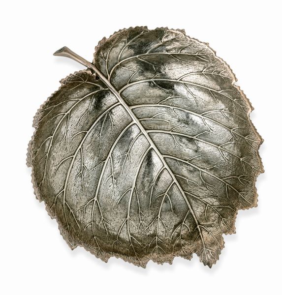 Ciotola a forma di foglia. Maison Gianmaria Buccellati, argentiere Clementi Bologna, Italia XX-XXI secolo  - Asta Argenti da Collezione | XX secolo - Associazione Nazionale - Case d'Asta italiane