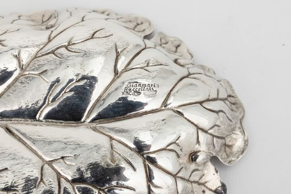 Due foglie. Maison Gianmaria Buccellati, argentiere Clementi Bologna, Italia XX-XXI secolo  - Asta Argenti da Collezione | XX secolo - Associazione Nazionale - Case d'Asta italiane