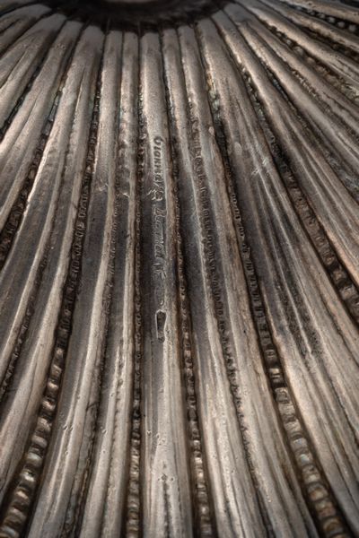 Gruppo di tre conchiglie. Maison Gianmaria Buccellati, argentiere Clementi Bologna, Italia XX-XXI secolo  - Asta Argenti da Collezione | XX secolo - Associazione Nazionale - Case d'Asta italiane