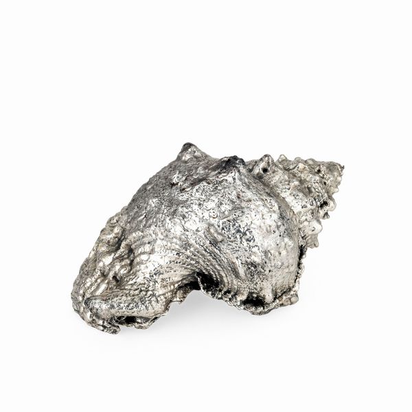 Conchiglia rivestita in argento, etichetta a scudo Mario Buccellati, Italia XX-XXI secolo  - Asta Argenti da Collezione | XX secolo - Associazione Nazionale - Case d'Asta italiane
