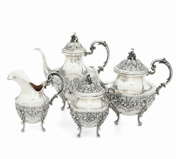Servizio da t� e caff�. Argenteria milanese del XX secolo, argentiere Agostino Mazzuccato  - Asta Argenti da Collezione | XX secolo - Associazione Nazionale - Case d'Asta italiane