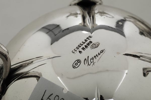 Servizio da t� e caff�. Argenteria milanese del XX secolo, argentiere Agostino Mazzuccato  - Asta Argenti da Collezione | XX secolo - Associazione Nazionale - Case d'Asta italiane