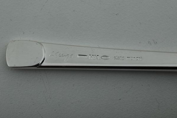 Servizio di posate per 12 coperti. Designer Carlo Scarpa per Cleto Munari, argentiere Rossi & Arcandi, Vicenza  - Asta Argenti da Collezione | XX secolo - Associazione Nazionale - Case d'Asta italiane