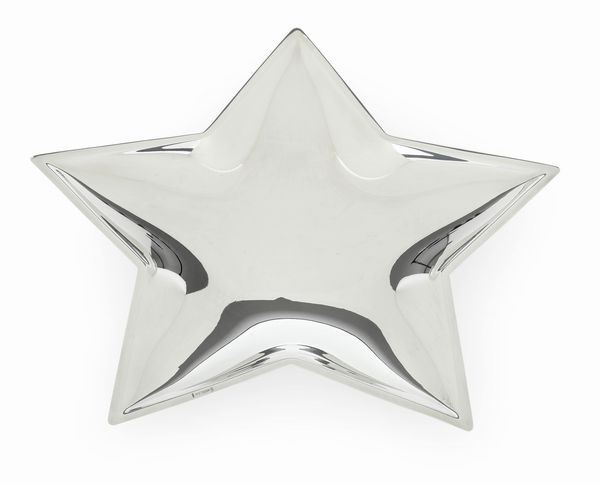 Ciotola a stella. Argenteria artistica milanese del XX-XXI secolo. Argentiere designer Gabriele Devecchi  - Asta Argenti da Collezione | XX secolo - Associazione Nazionale - Case d'Asta italiane