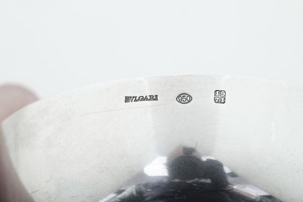 Ciotola in argento primo titolo fuso e cesellato. Maison Bulgari, Roma 1971  - Asta Argenti da Collezione | XX secolo - Associazione Nazionale - Case d'Asta italiane