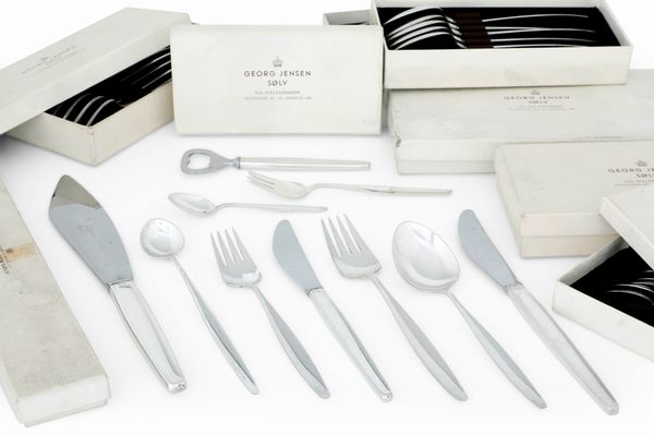 Servizio di posate. Danimarca XX secolo, argentiere Jensen  - Asta Argenti da Collezione | XX secolo - Associazione Nazionale - Case d'Asta italiane